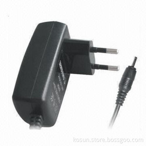 Travel Charger, 180 to 264V AC, 50/60Hz Input, Sized 71.6 x 32.5 x 51.5mm